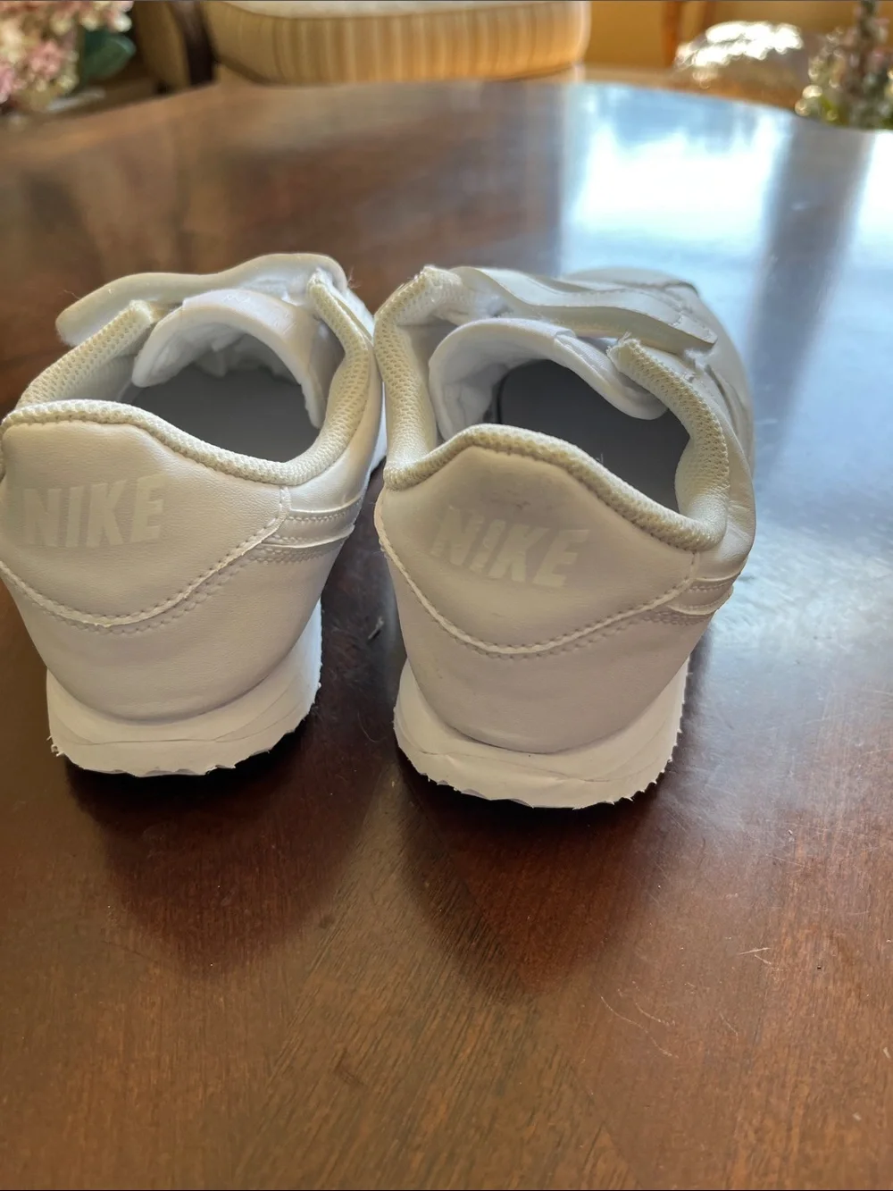 Nike Kids White Velcro Sneakers